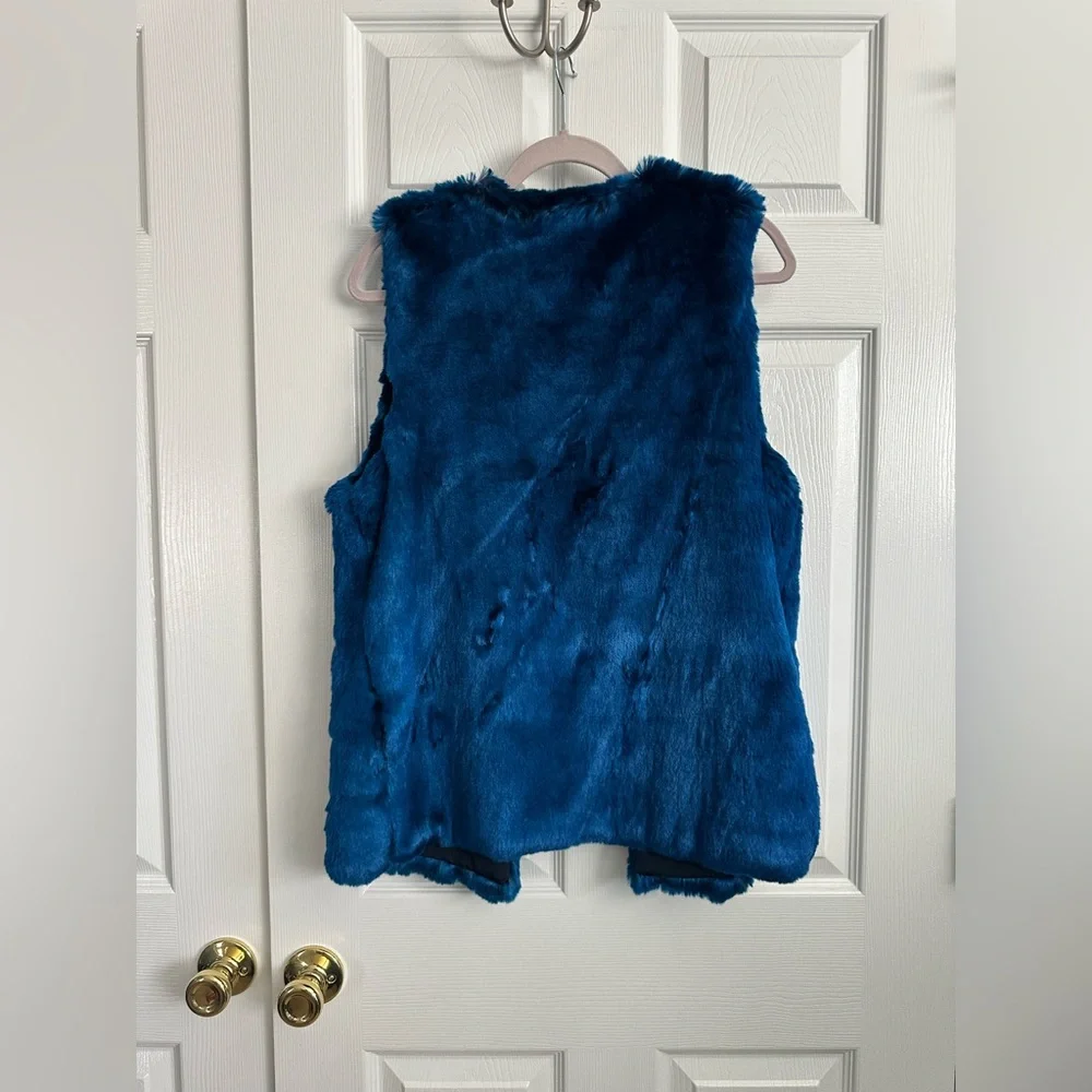 NWT Ripley Rader Faux Fur Vest - Picture 3 of 3